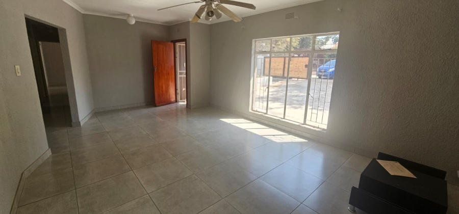 To Let 3 Bedroom Property for Rent in Safari Gardens North West